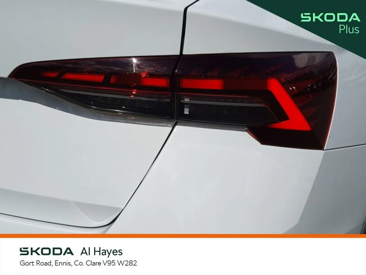 Skoda Octavia Saloon, Petrol, 2024, White
