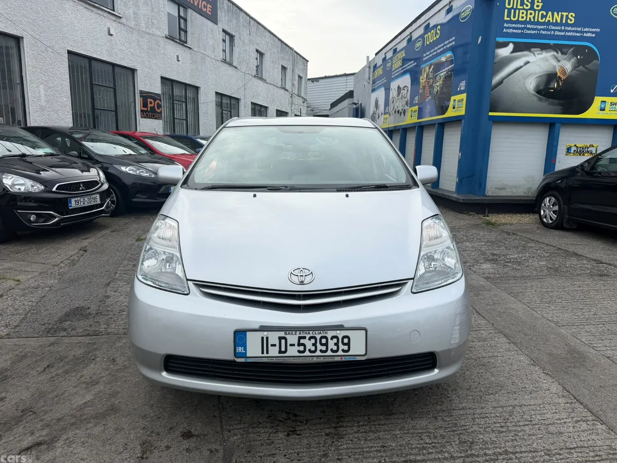 Toyota Prius Hatchback, Petrol Hybrid, 2011, Silver