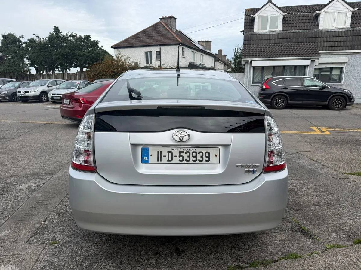 Toyota Prius Hatchback, Petrol Hybrid, 2011, Silver