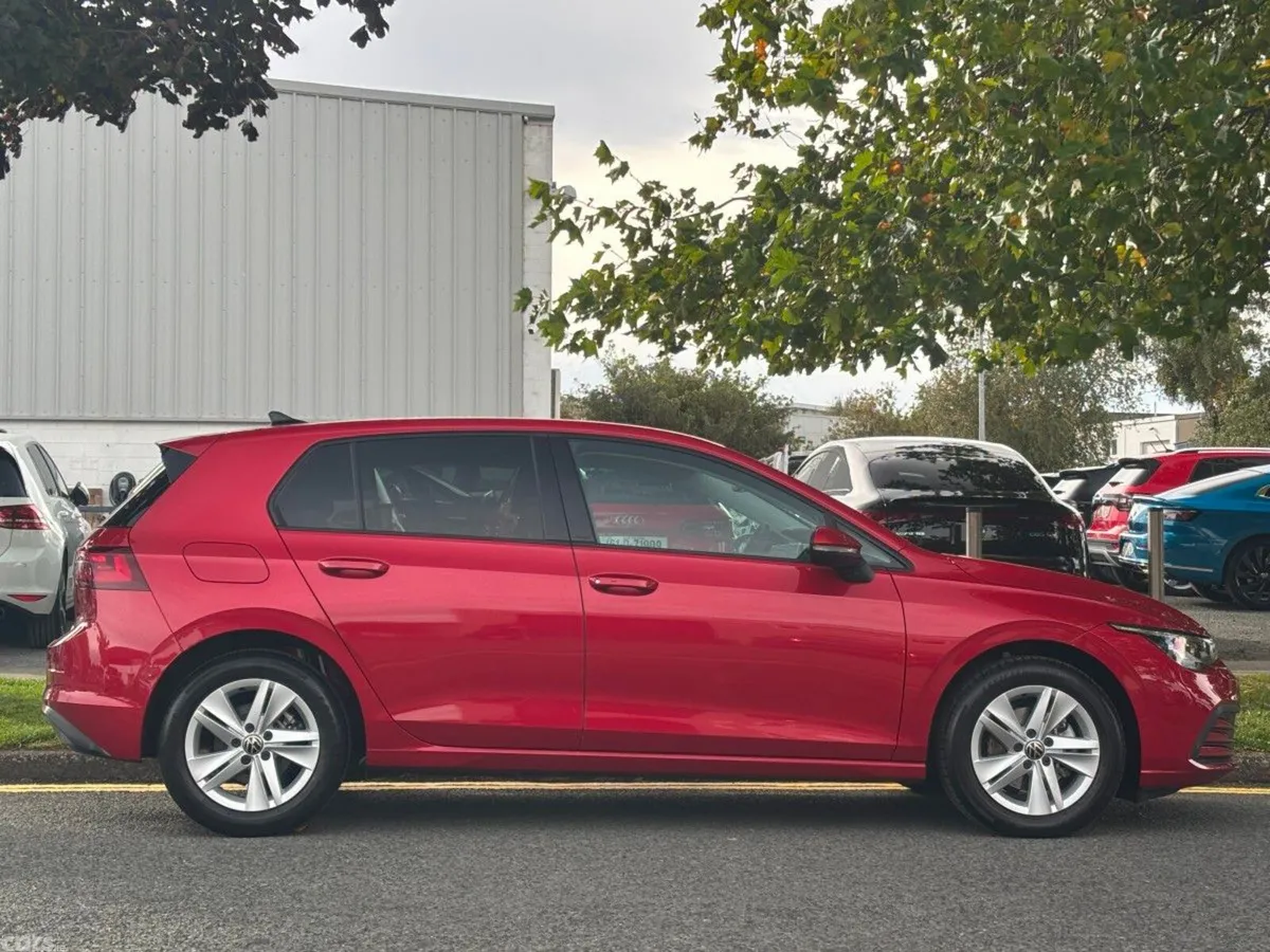 Volkswagen Golf Hatchback, Petrol, 2022, Red