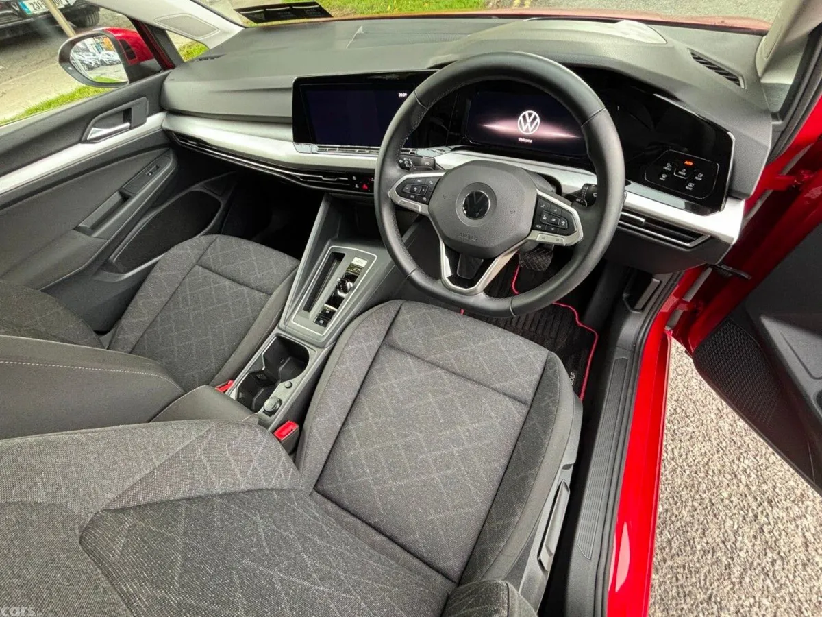 Volkswagen Golf Hatchback, Petrol, 2022, Red
