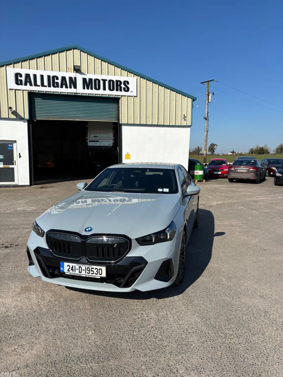 BMW i5 Saloon, Electric, 2024, Grey