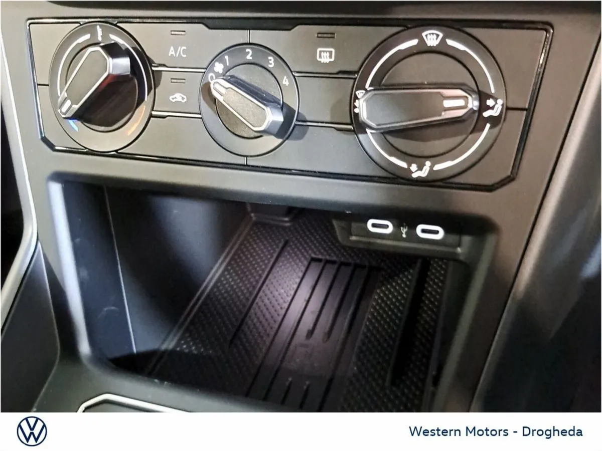 Volkswagen Polo Hatchback, Petrol, 2026, Blue