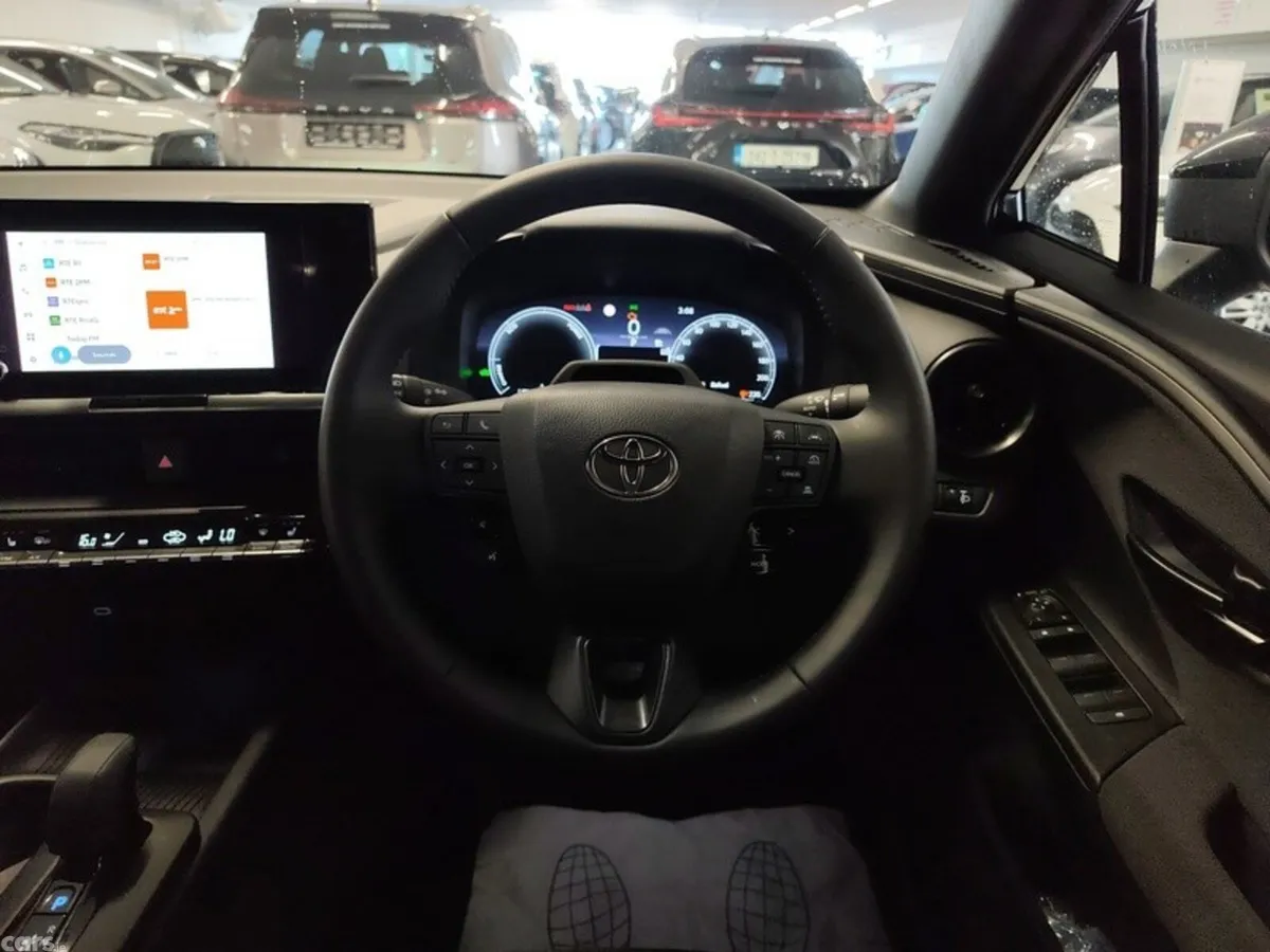 Toyota C-HR SUV, Petrol Hybrid, 2026, Black