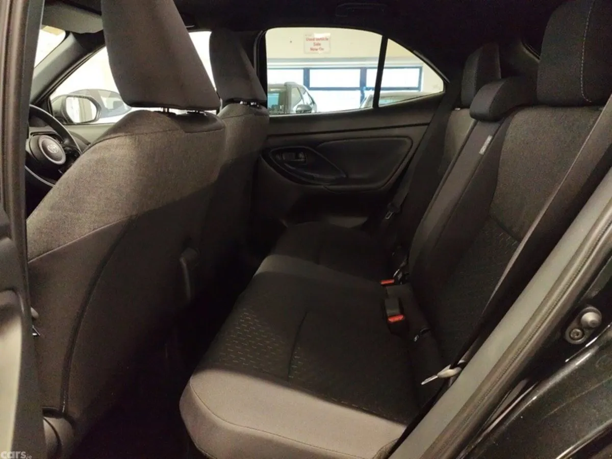 Toyota Yaris Cross SUV, Petrol Hybrid, 2026, Black