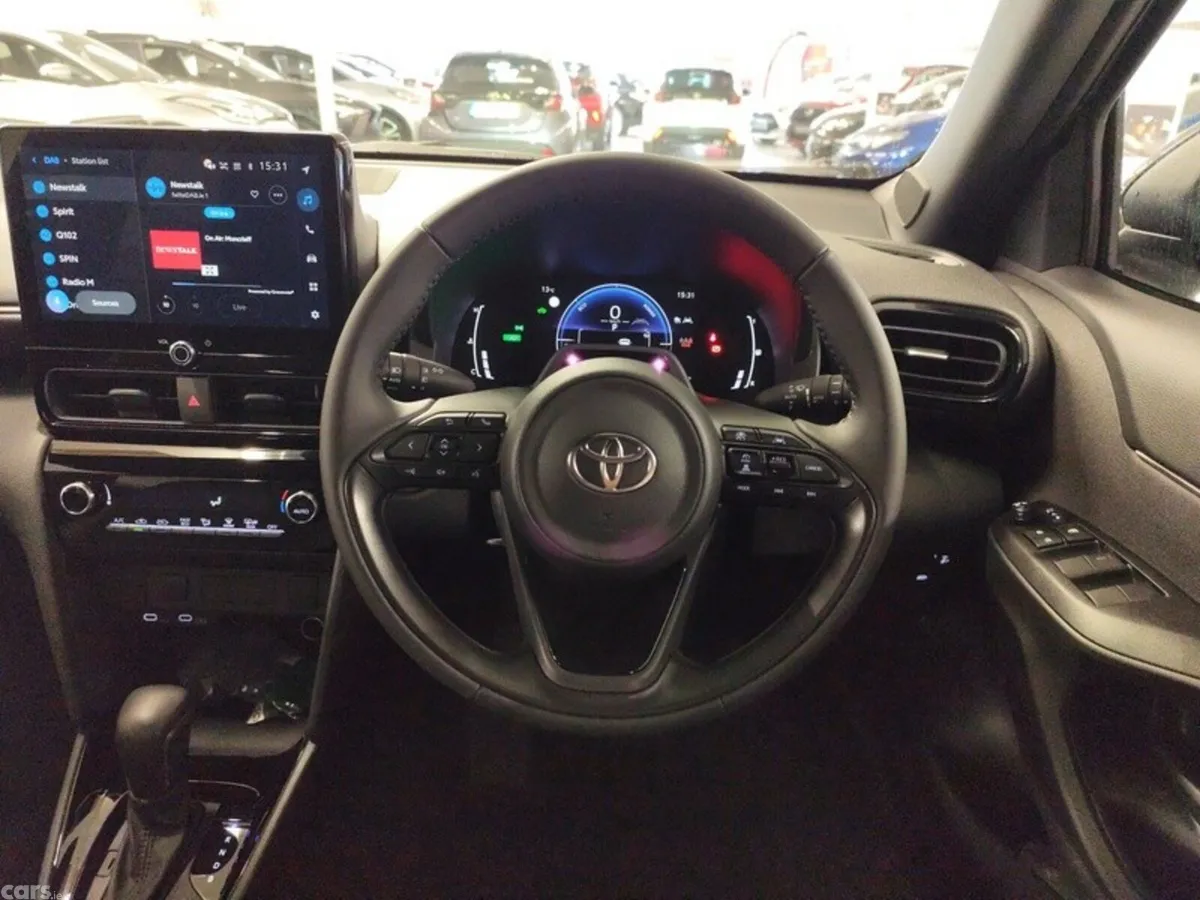 Toyota Yaris Cross SUV, Petrol Hybrid, 2026, Black