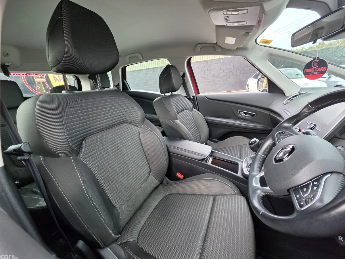 Renault Scenic MPV, Diesel, 2019, Red