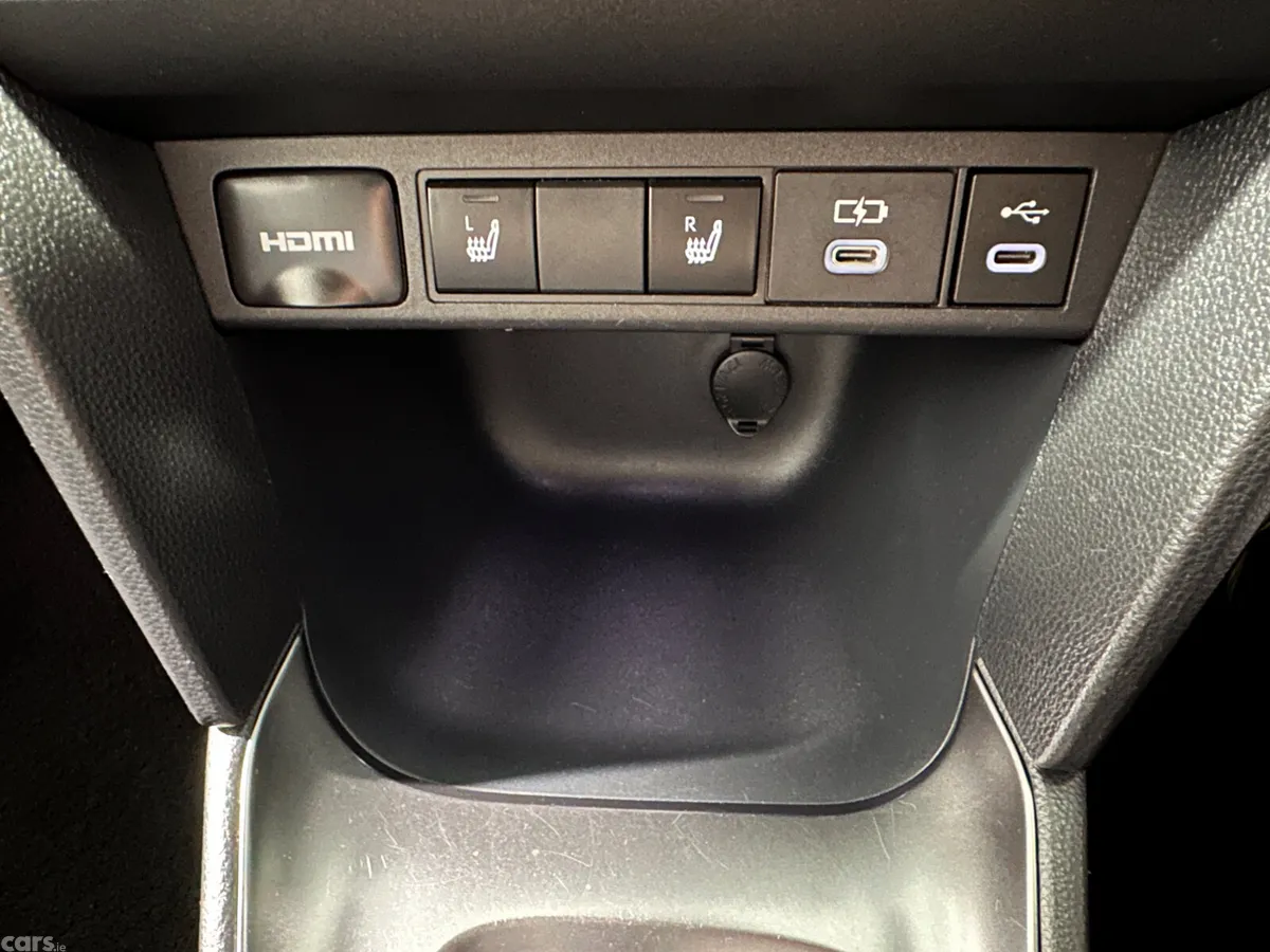 Toyota Yaris Cross Hatchback, Petrol Hybrid, 2024, Beige