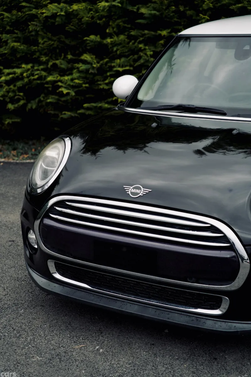 Mini Cooper Hatchback, Diesel, 2019, Black