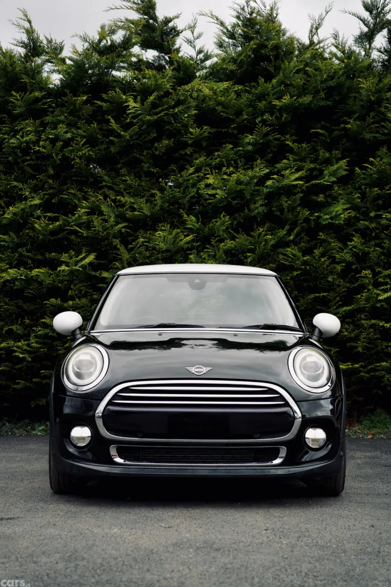 Mini Cooper Hatchback, Diesel, 2019, Black
