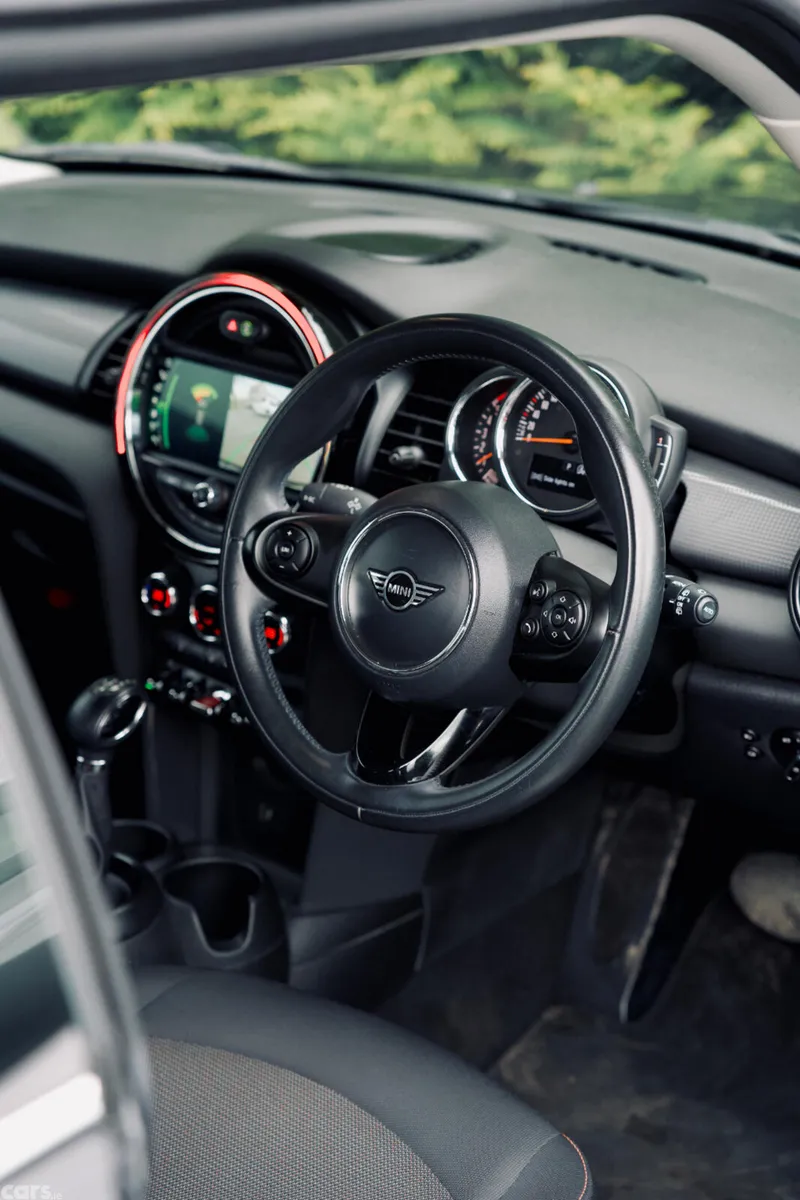 Mini Cooper Hatchback, Diesel, 2019, Black