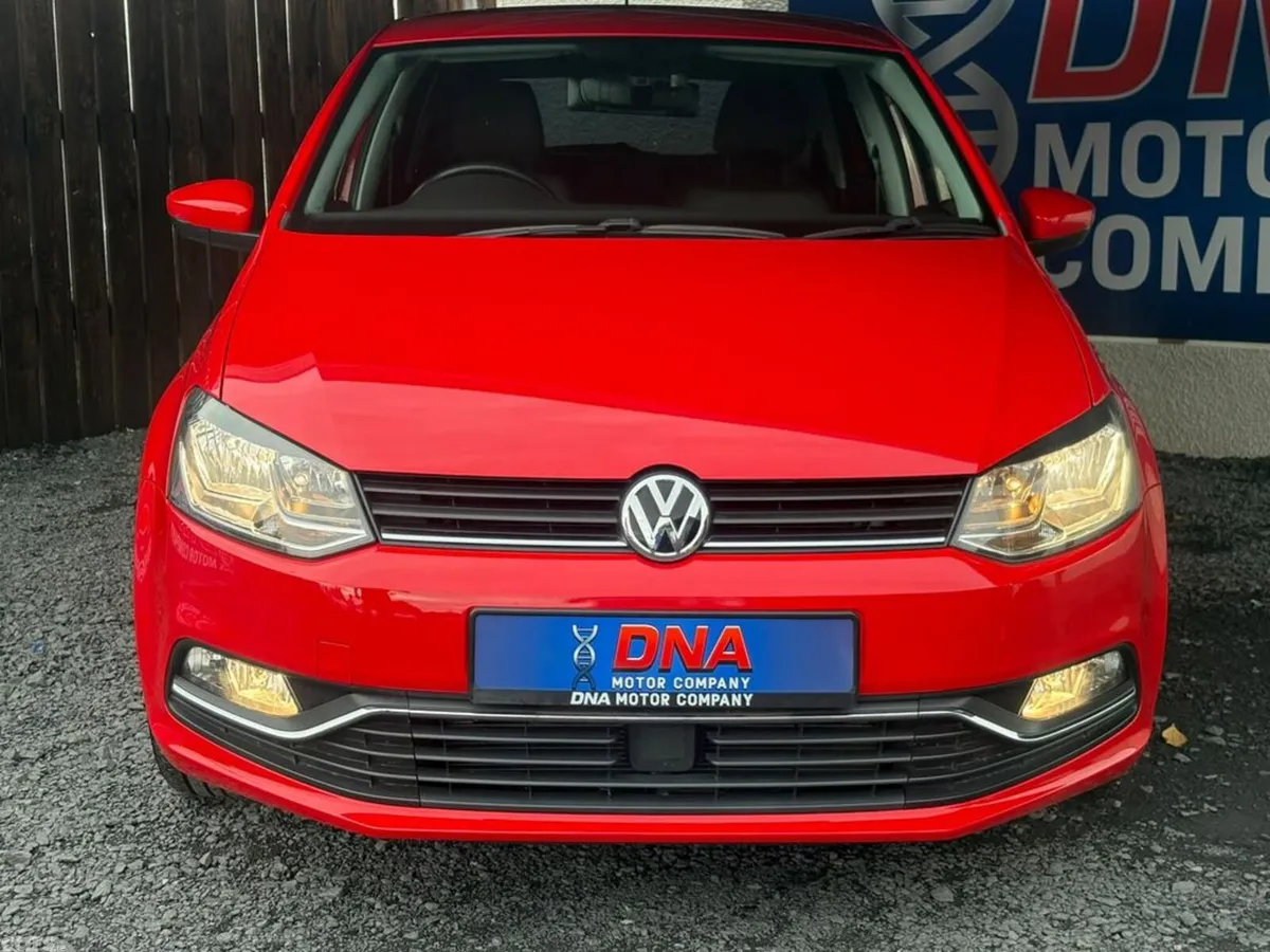 Volkswagen Polo Hatchback, Petrol, 2017, Red