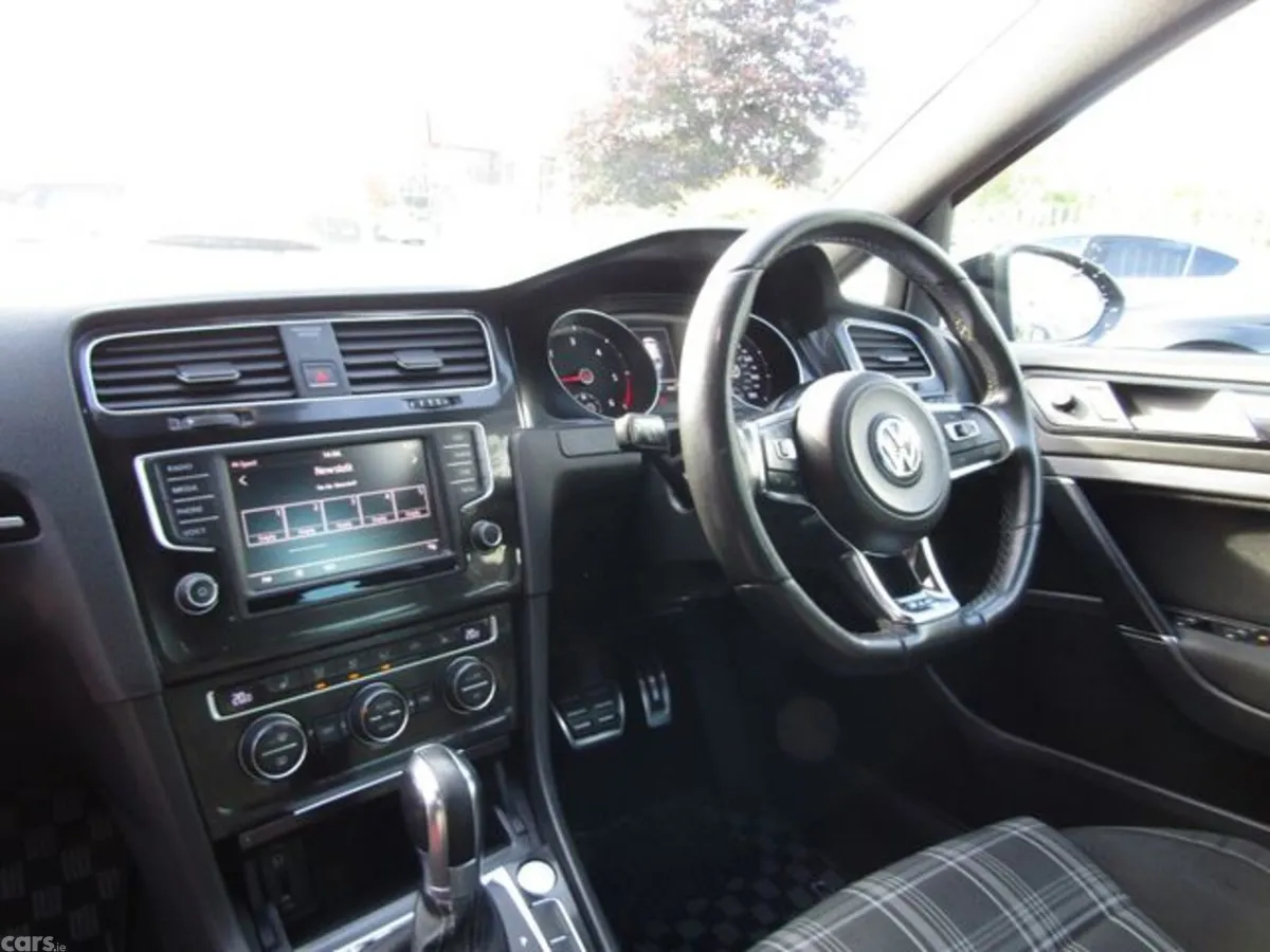 Volkswagen Golf Hatchback, Diesel, 2016, Black