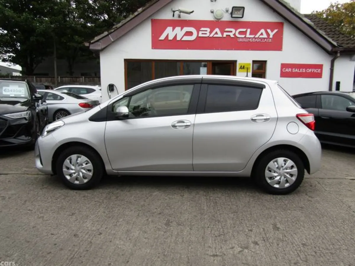 Toyota Vitz Hatchback, Petrol, 2018, Silver