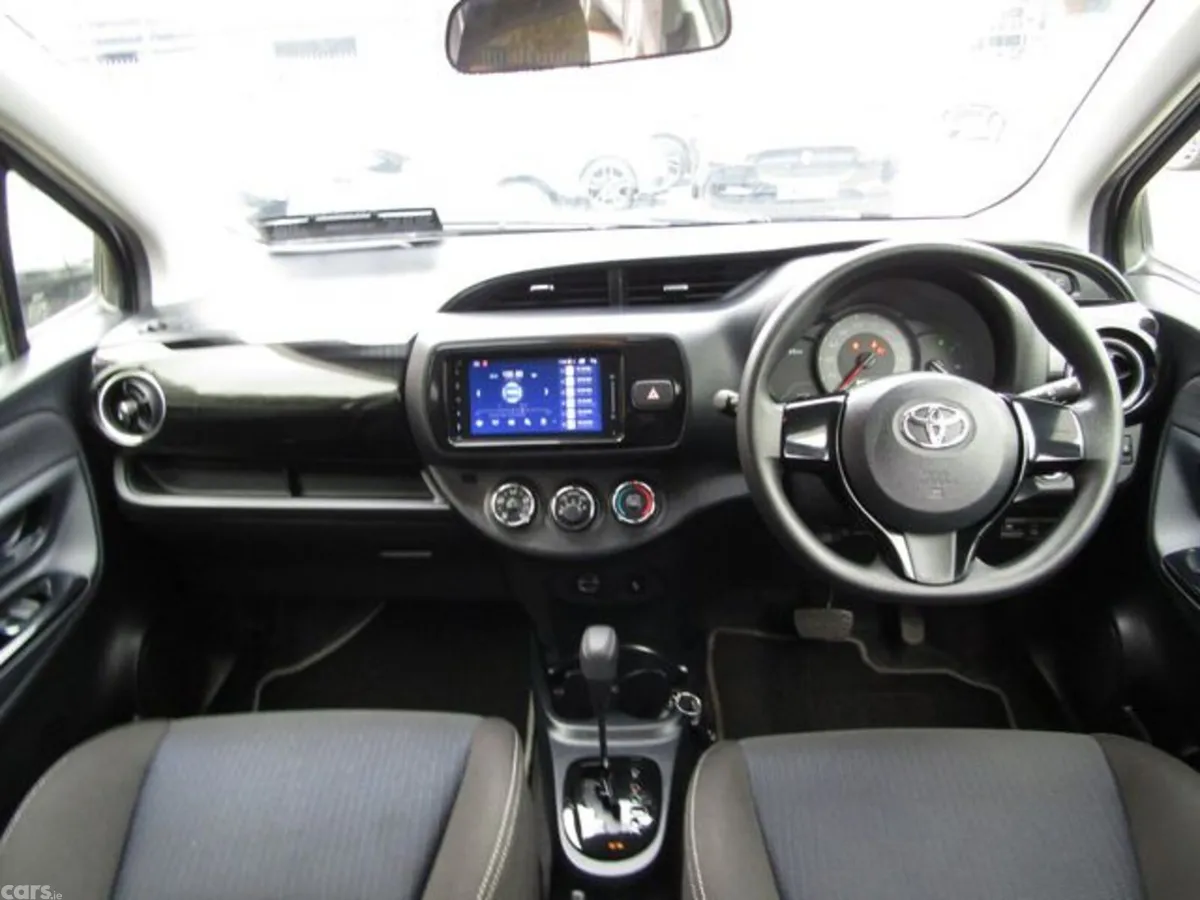 Toyota Vitz Hatchback, Petrol, 2018, Silver