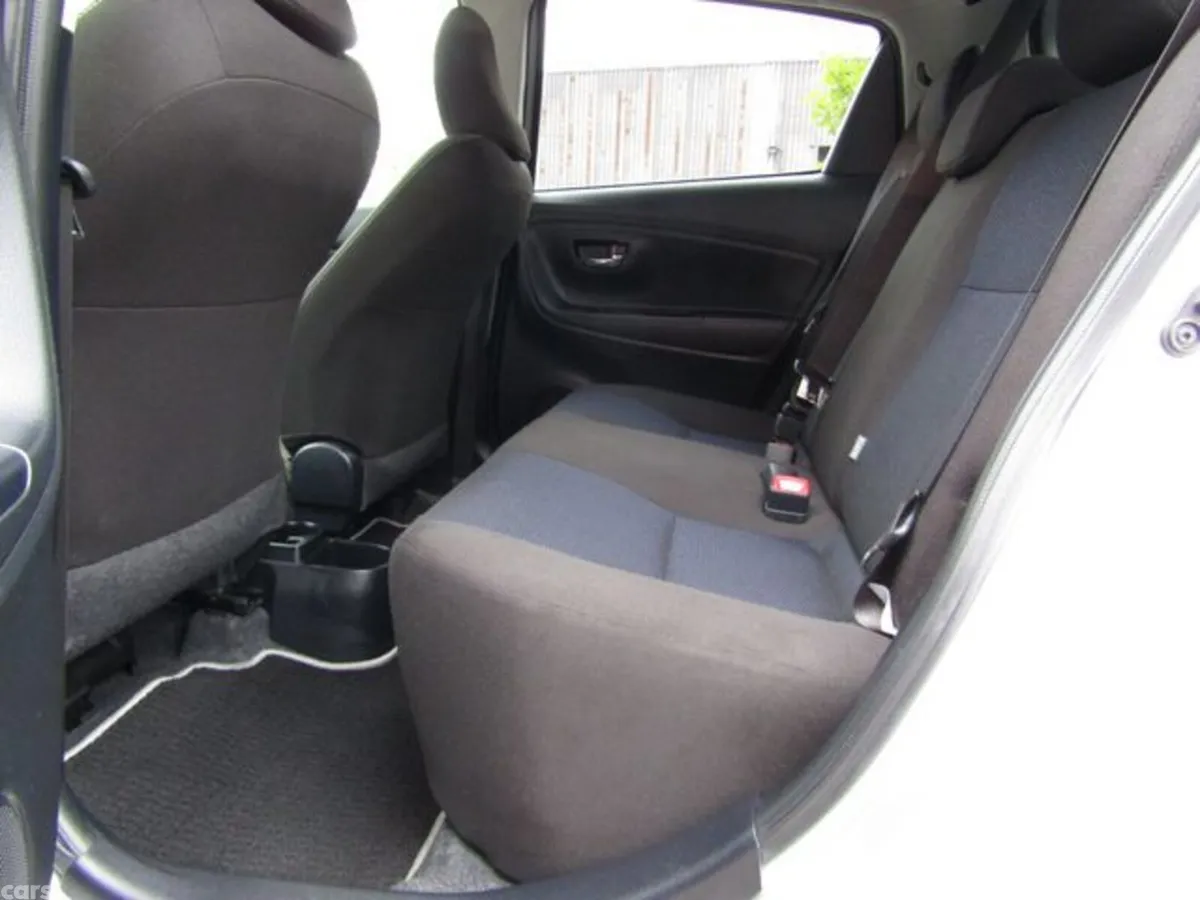 Toyota Vitz Hatchback, Petrol, 2018, Silver