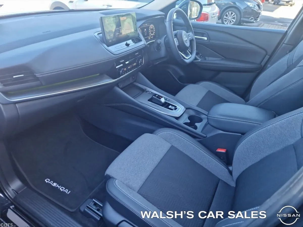 Nissan Qashqai SUV, Petrol Hybrid, 2026, Black
