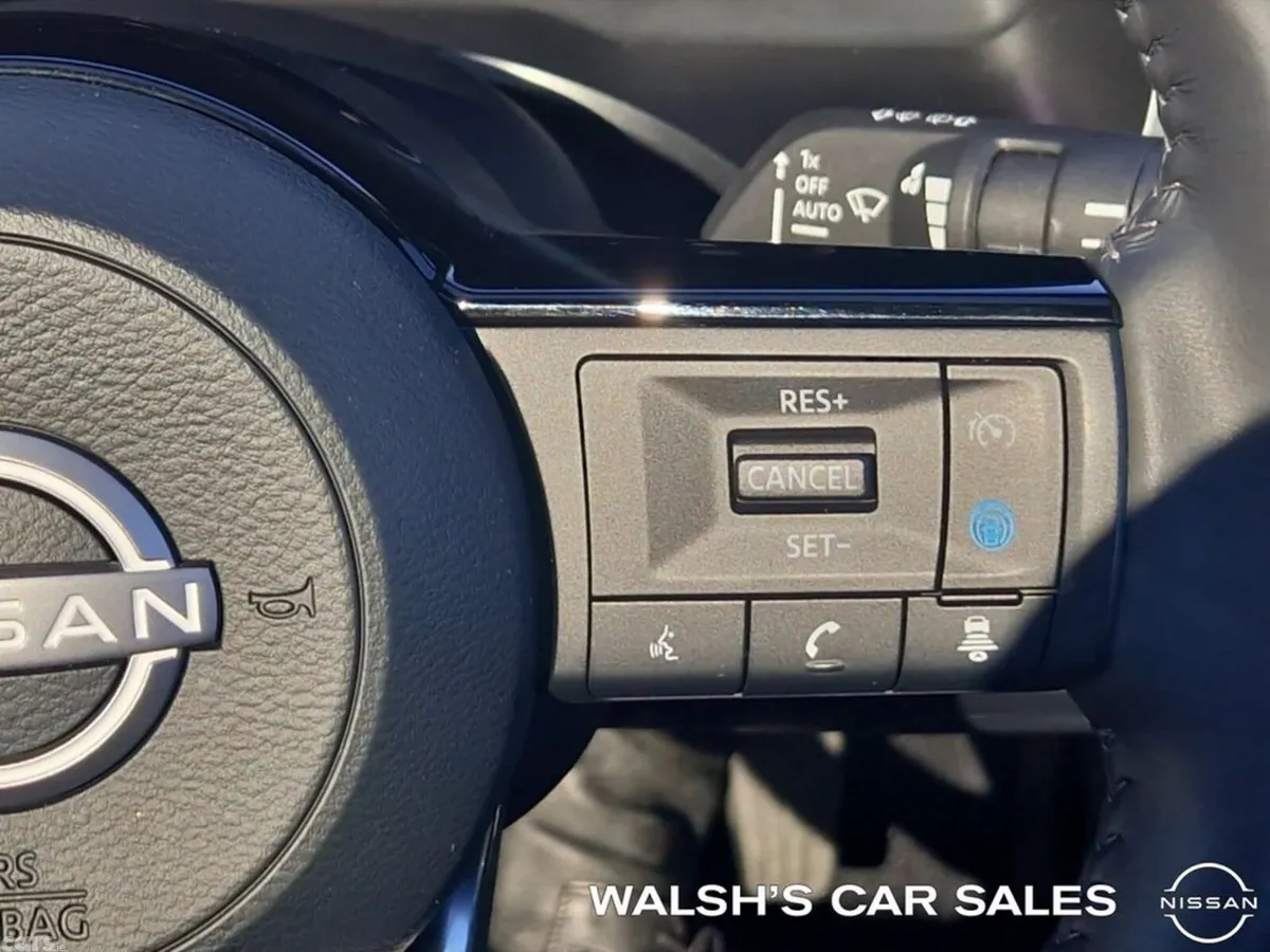 Nissan Qashqai SUV, Petrol Hybrid, 2026, Black