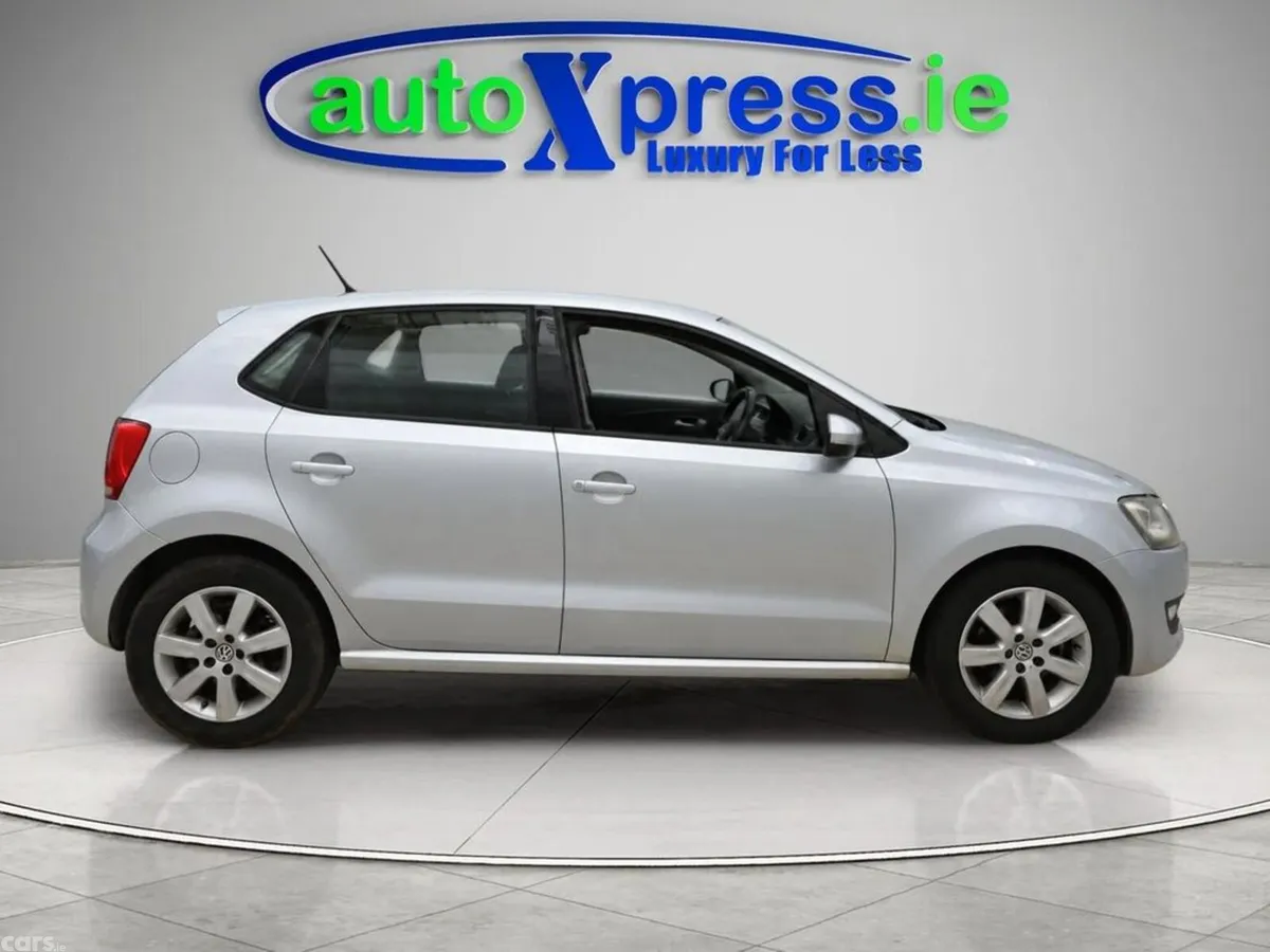 Volkswagen Polo Hatchback, Petrol, 2014, Silver