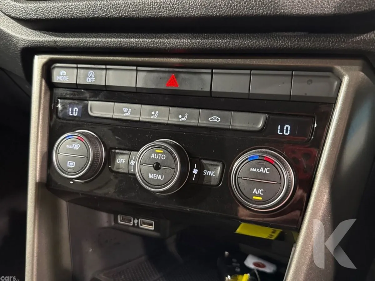 Volkswagen T-Roc SUV, Diesel, 2020, Red