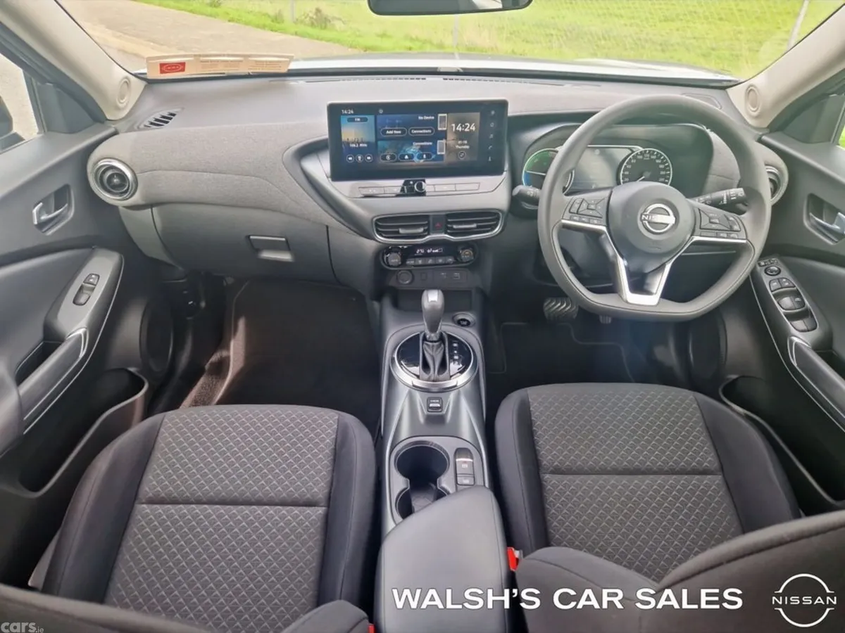Nissan Juke SUV, Petrol Hybrid, 2026, Grey