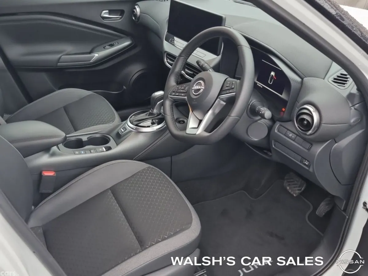 Nissan Juke Hatchback, Petrol Hybrid, 2025, White