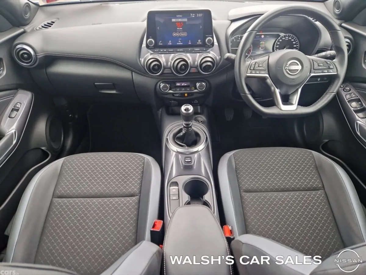 Nissan Juke Hatchback, Petrol, 2024, Silver
