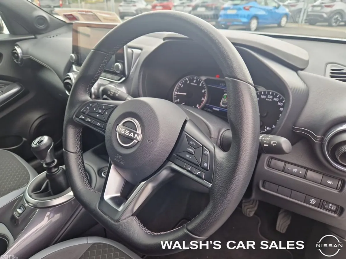 Nissan Juke Hatchback, Petrol, 2024, Silver