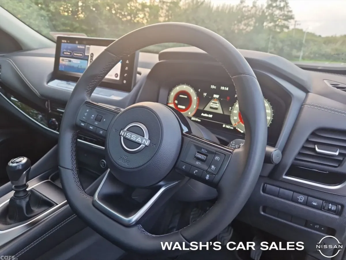 Nissan Qashqai SUV, Petrol, 2024, Silver