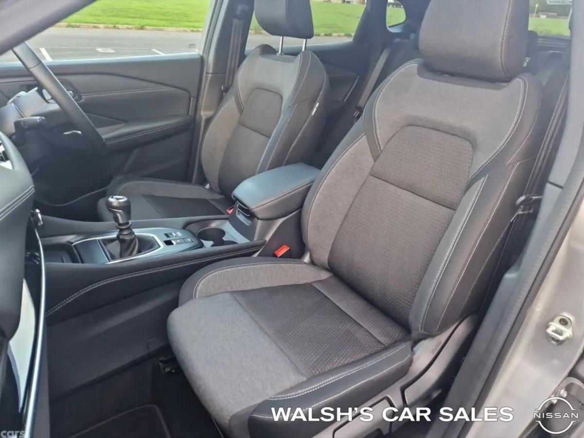 Nissan Qashqai SUV, Petrol, 2024, Silver