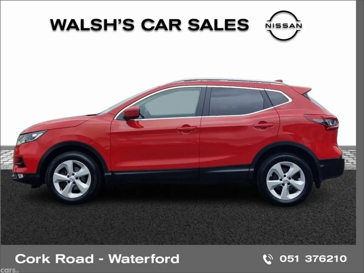 Nissan Qashqai SUV, Petrol, 2020, Red