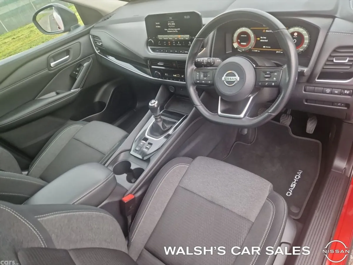 Nissan Qashqai SUV, Petrol, 2022, Red