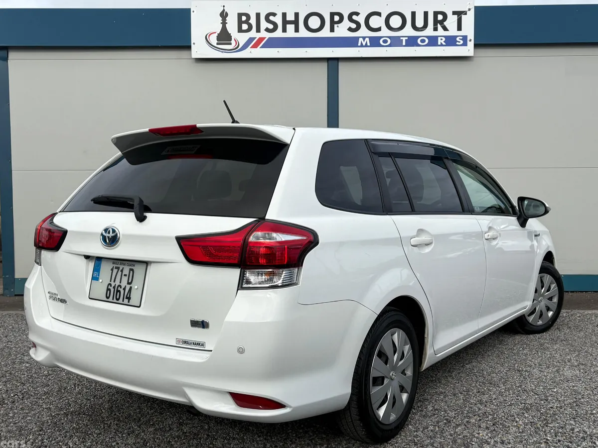 Toyota Corolla Estate, Petrol Hybrid, 2017, White