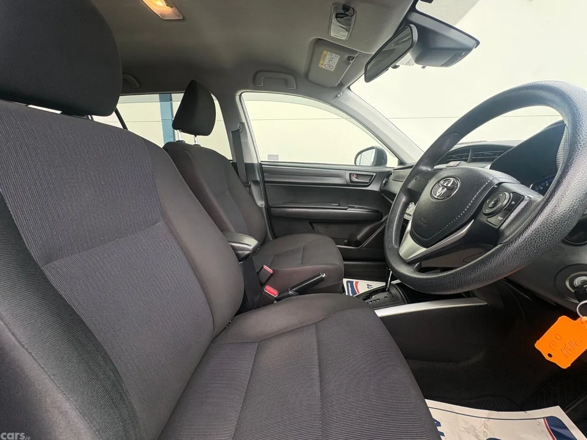 Toyota Corolla Estate, Petrol Hybrid, 2017, White