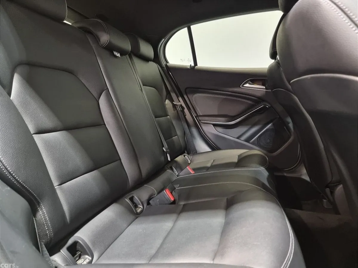 Mercedes-Benz GLA SUV, Petrol, 2018, Silver