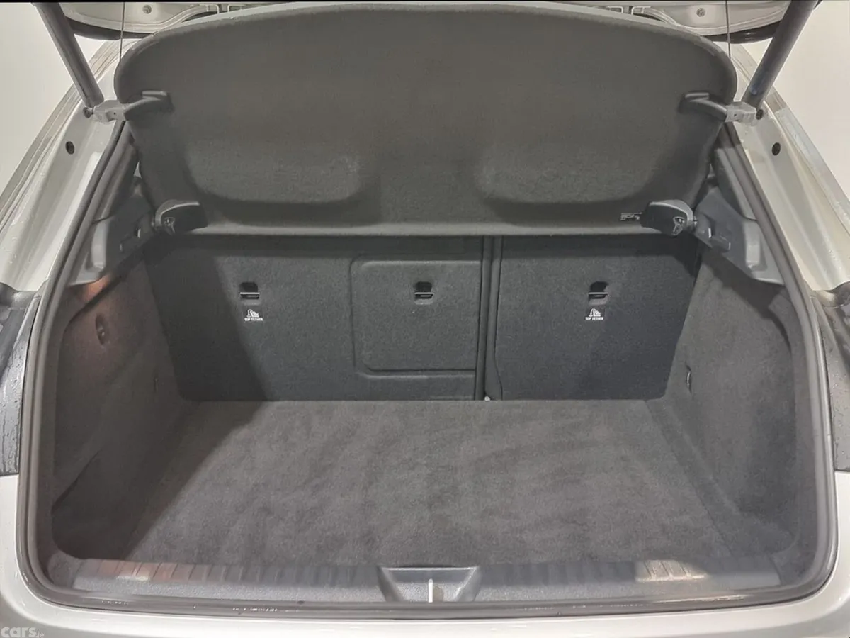 Mercedes-Benz GLA SUV, Petrol, 2018, Silver