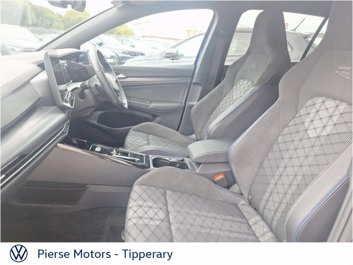 Volkswagen Golf Estate, Diesel, 2026, Blue