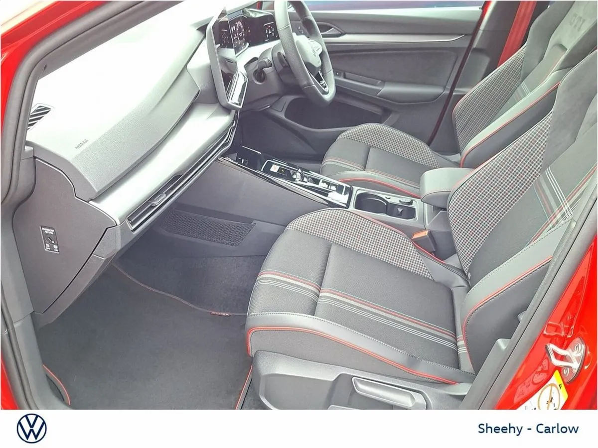 Volkswagen Golf Hatchback, Petrol, 2027, Red