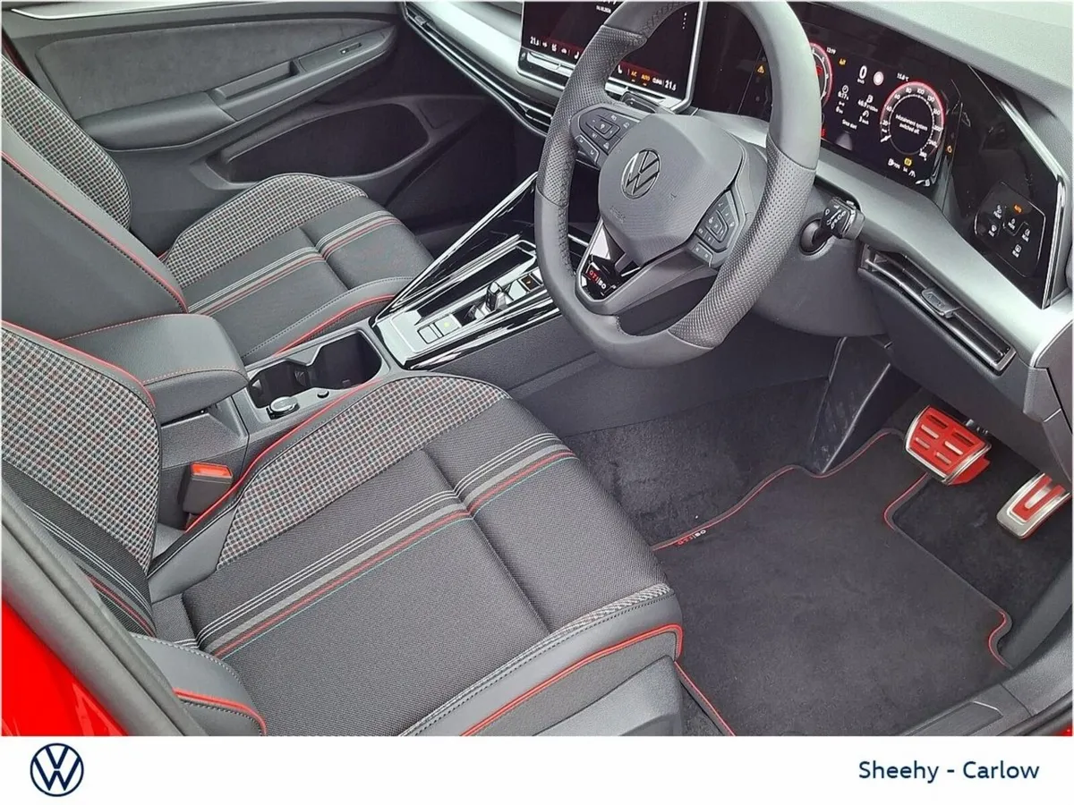 Volkswagen Golf Hatchback, Petrol, 2027, Red