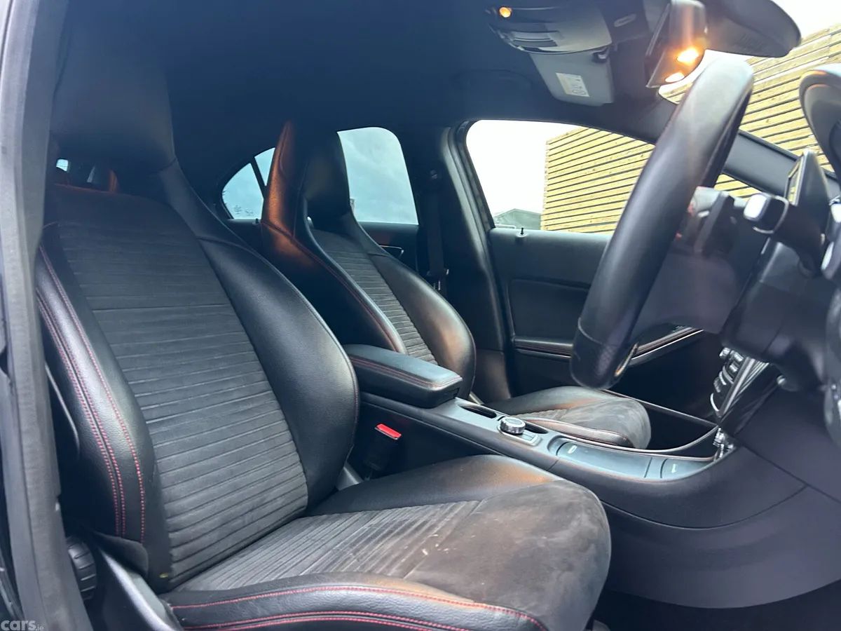 Mercedes-Benz A-Class Hatchback, Petrol, 2014, Black