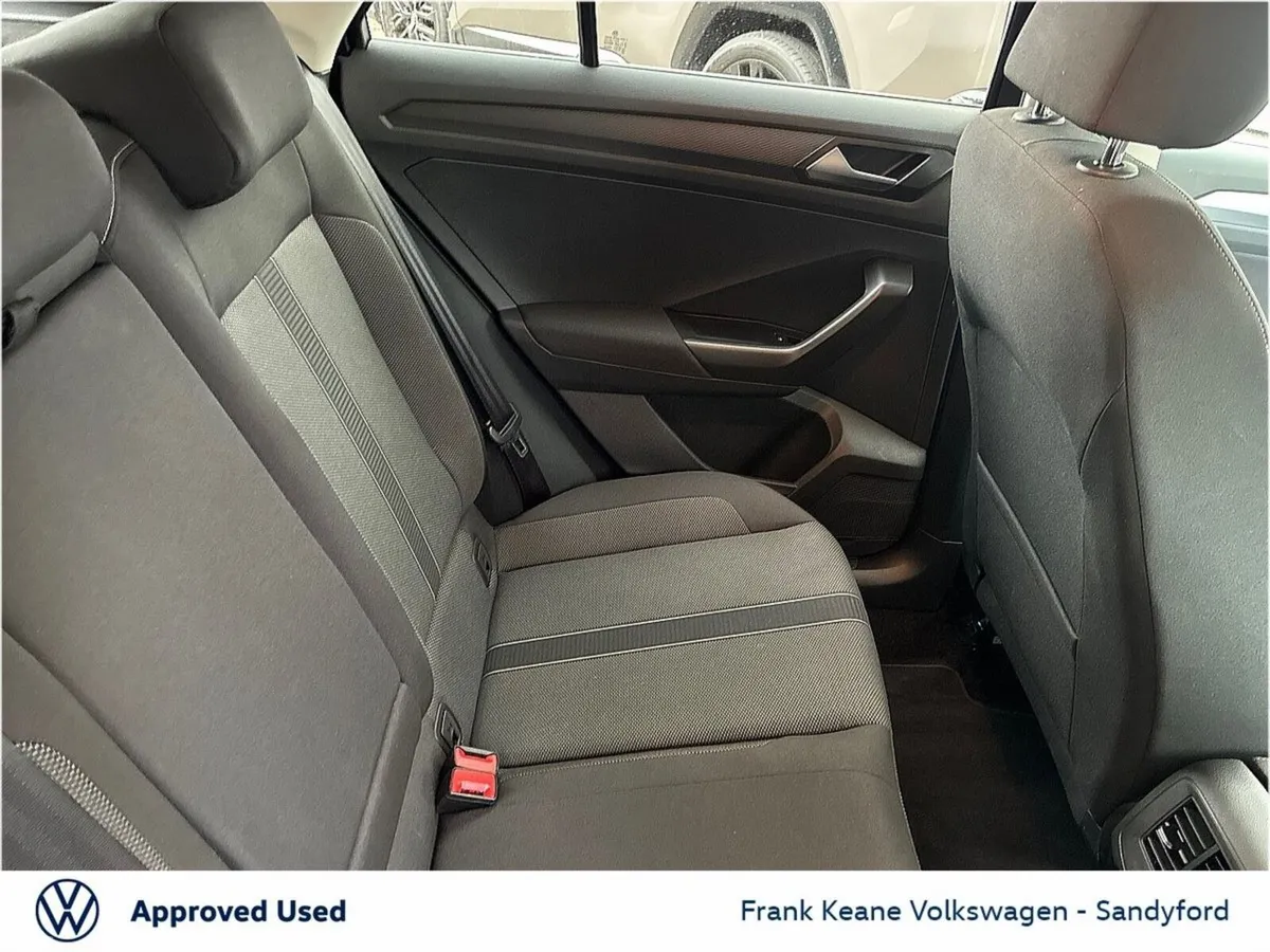 Volkswagen T-Roc SUV, Petrol, 2025, Black