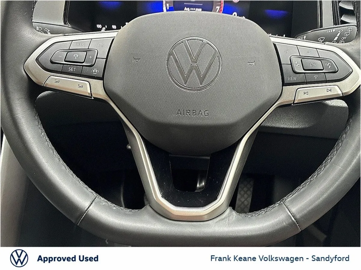Volkswagen T-Roc SUV, Petrol, 2025, Black