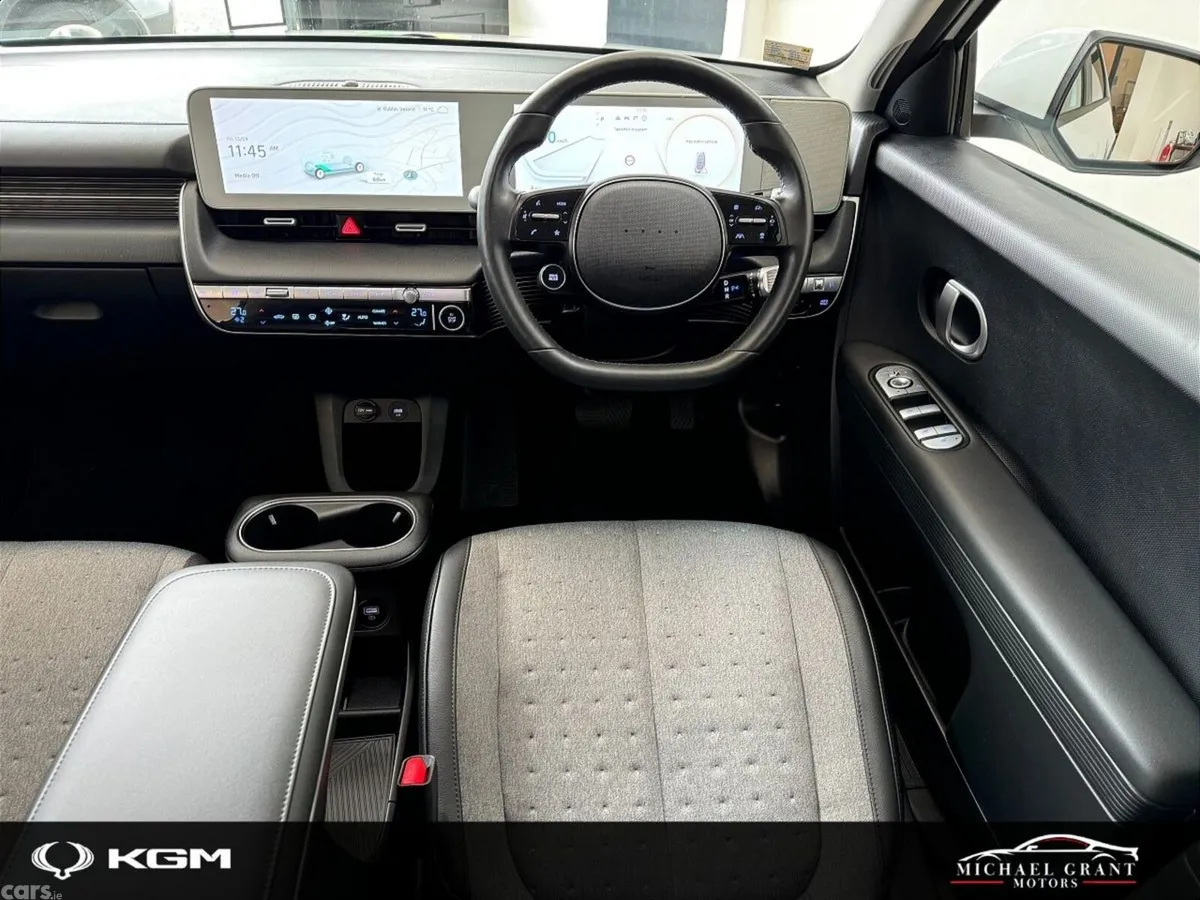 Hyundai IONIQ 5 MPV, Electric, 2023, White