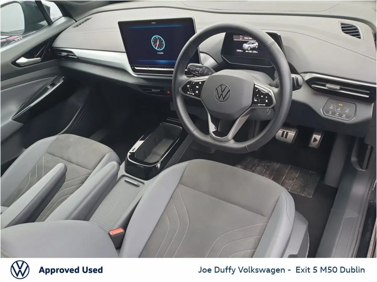 Volkswagen ID.4 SUV, Electric, 2025, Black