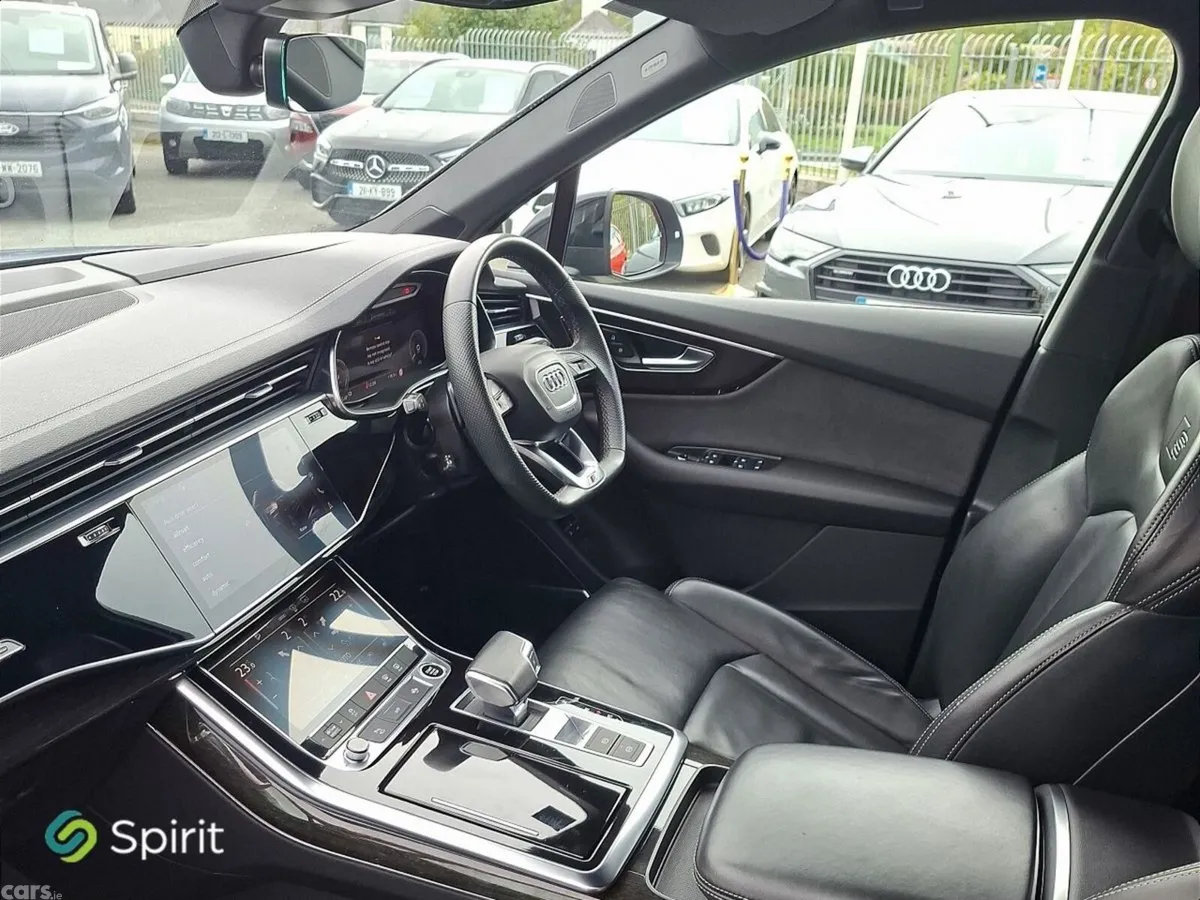 Audi Q7 SUV, Petrol Plug-in Hybrid, 2024, Blue