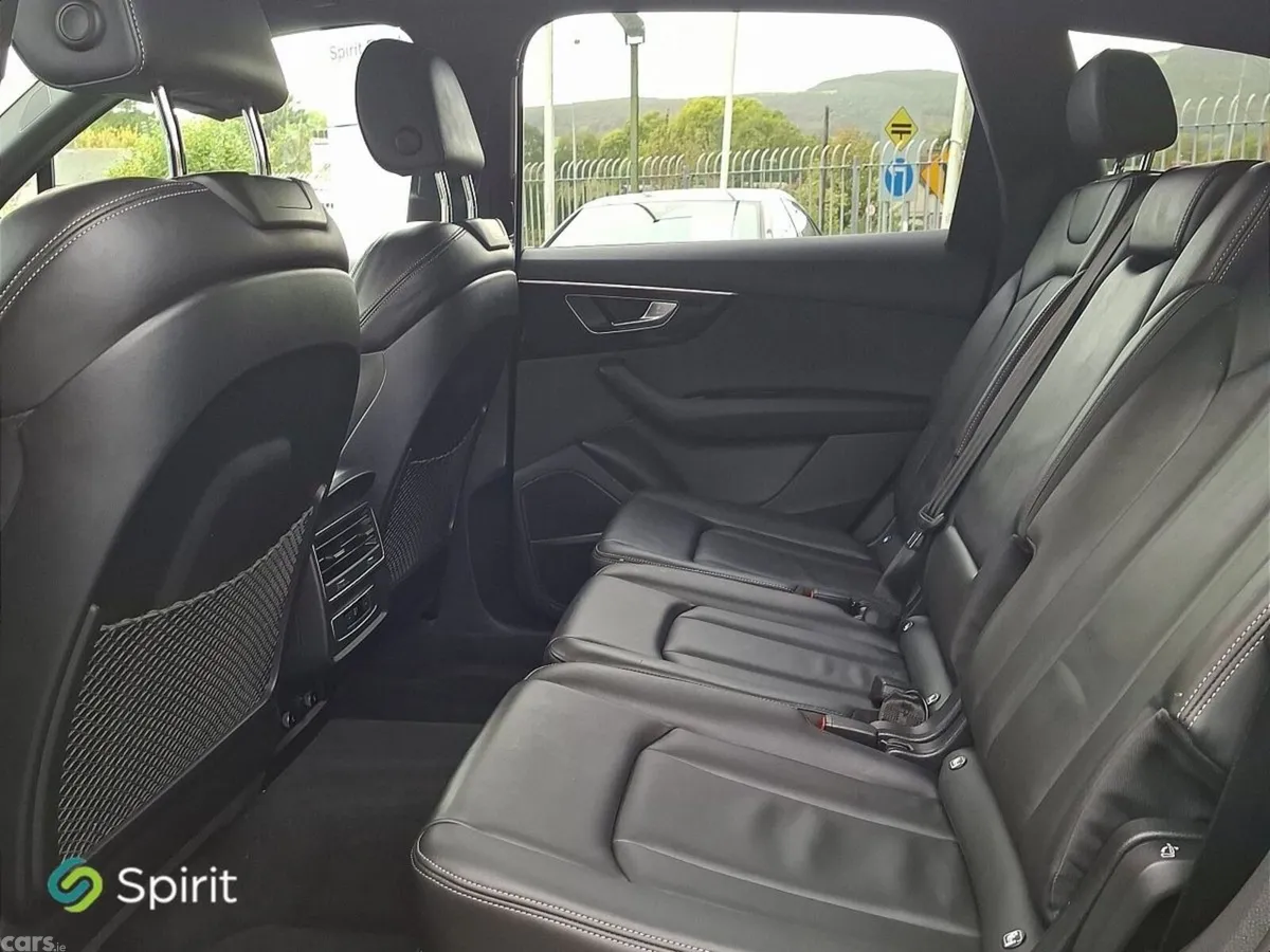 Audi Q7 SUV, Petrol Plug-in Hybrid, 2024, Blue