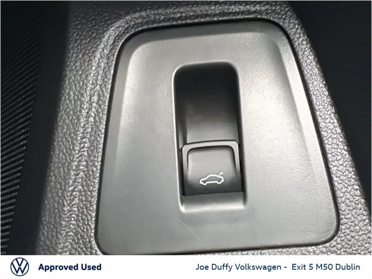 Volkswagen Tiguan SUV, Diesel, 2023, Black