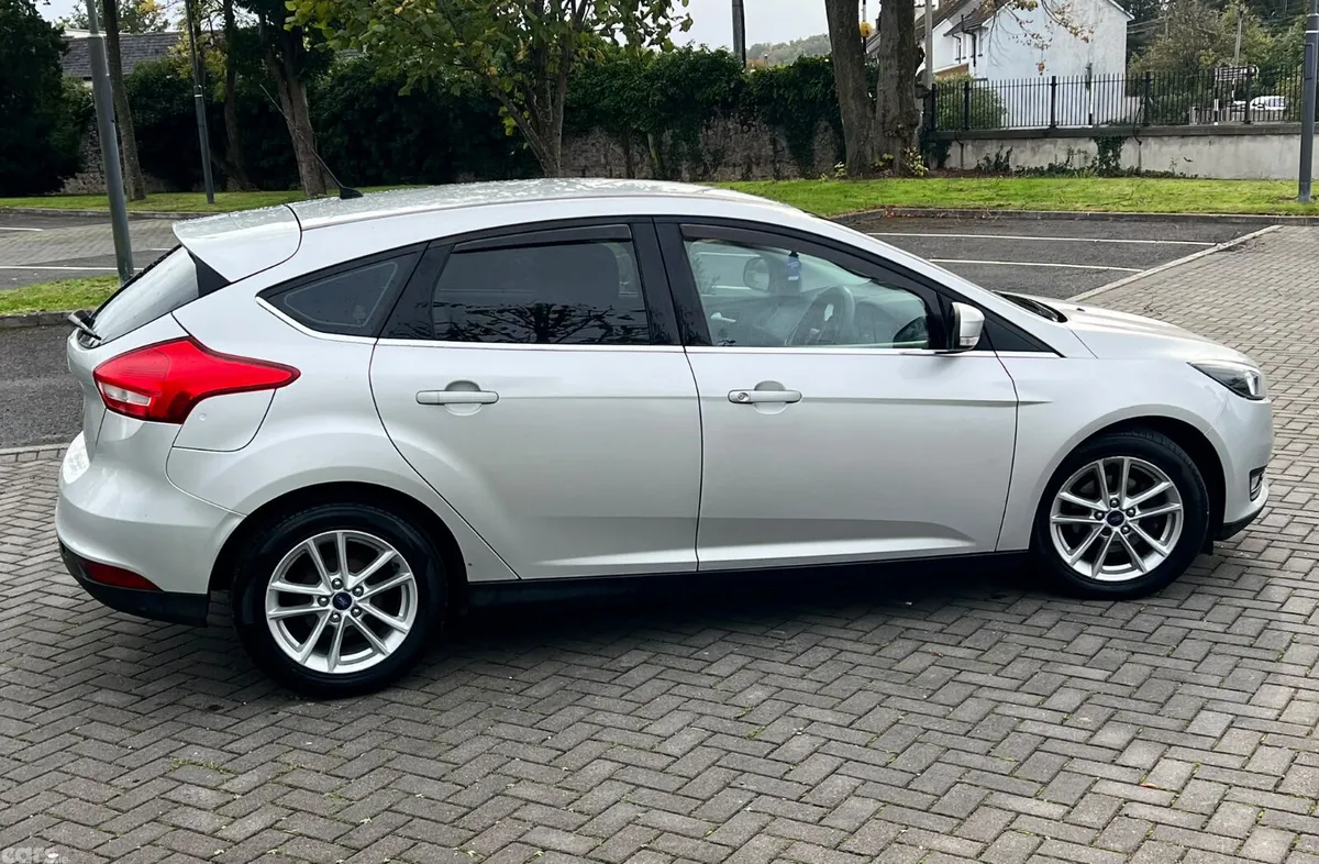 Ford Focus Hatchback, Diesel, 2016, Silver