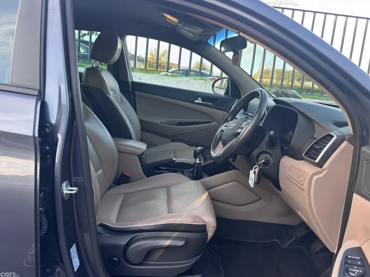 Hyundai Tucson SUV, Diesel, 2019, Grey