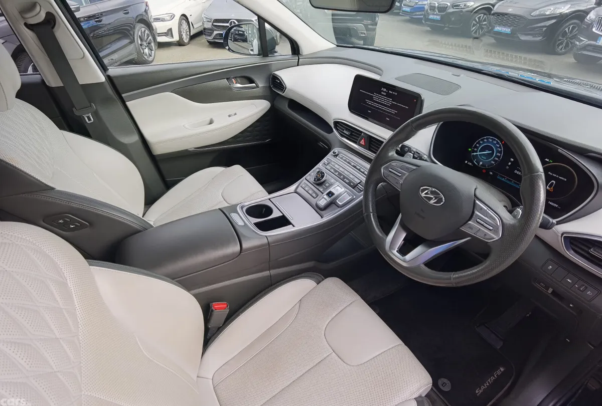 Hyundai Santa Fe SUV, Petrol Plug-in Hybrid, 2023, Black